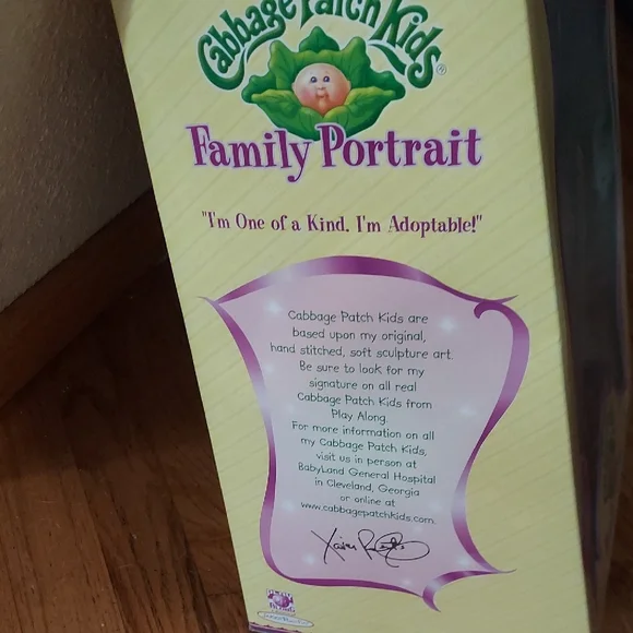 Cabbage Patch Kids Family Portrait Set - Picture 3 of 6